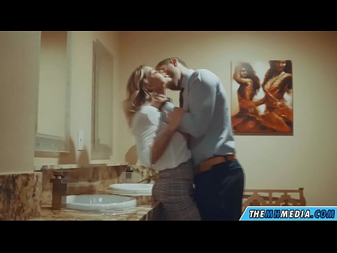 ❤️ ໃນເວລາທີ່ຜິວເນື້ອສີຂາວ busty seduces ທ່ານຢູ່ໃນຫ້ອງນ້ໍາສາທາລະນະ ❤❌ ວິດີໂອໂປ້ ຢູ່ຄອມ lo.pornolemon.ru ﹏